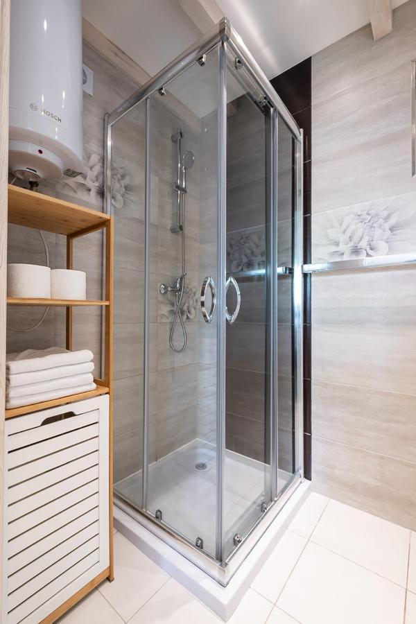 Bedroom 웨바 외부 사진